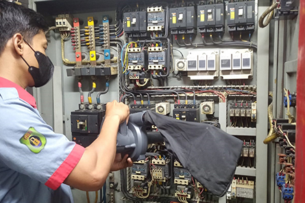 Tenaga Teknik & Pemeliharaan
